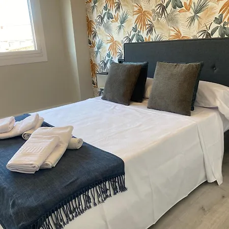 アパート Adeline *